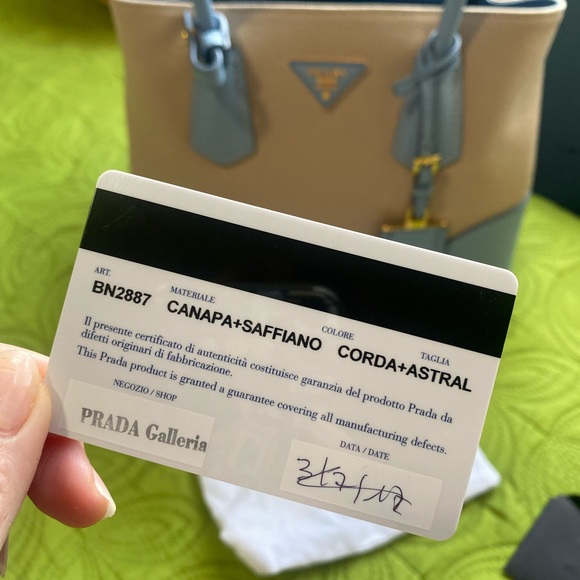 Prada two way Handbag - Picture 11 of 17